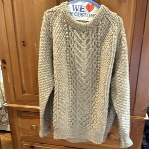 Men’s Genuine Hand Knitted Aran Sweater pure new wool Made in Scotland